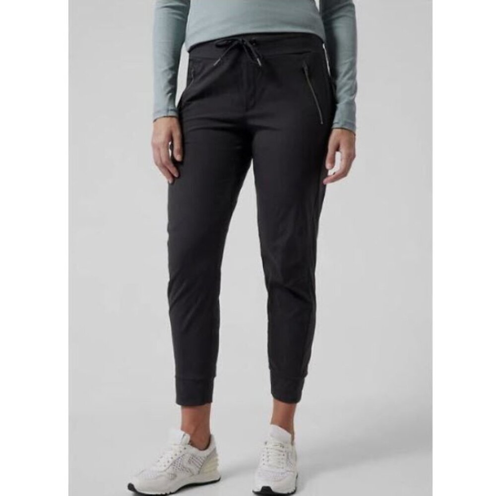 Athleta Black Trekkie North Jogger, Size 6P